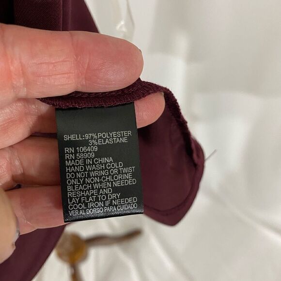 NWT Alex Marie V Neck Plum Color Top - Picture 7 of 10